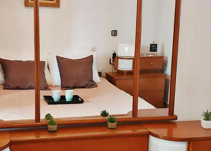 Sofia's House * Sfendamion